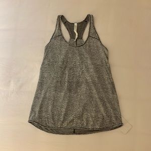 COPY - lululemon essential tank top